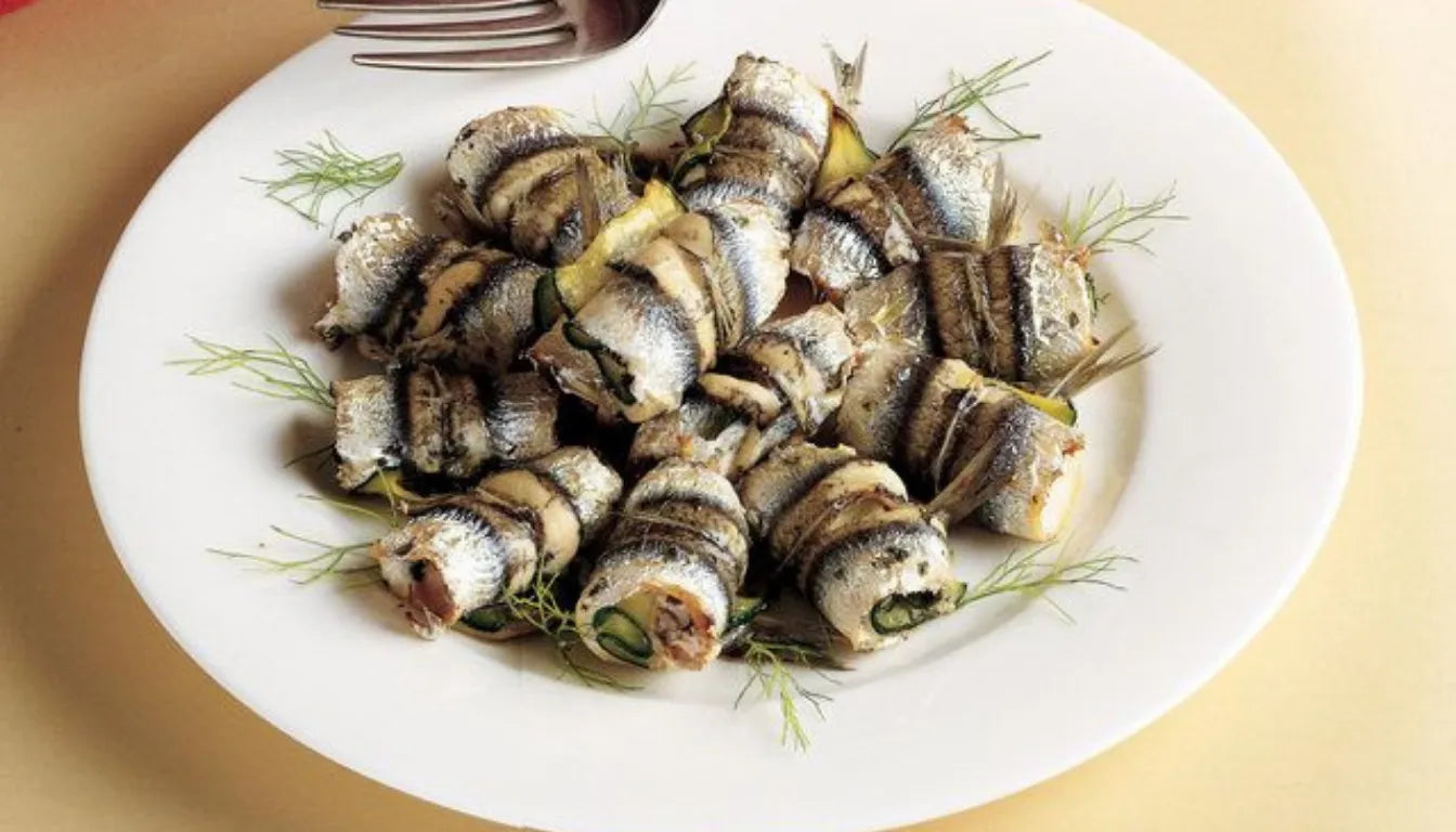 Zeytin Ezmeli Hamsi Ruloları